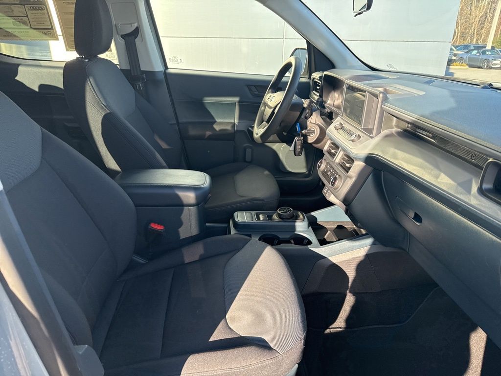 2024 Ford Maverick XL