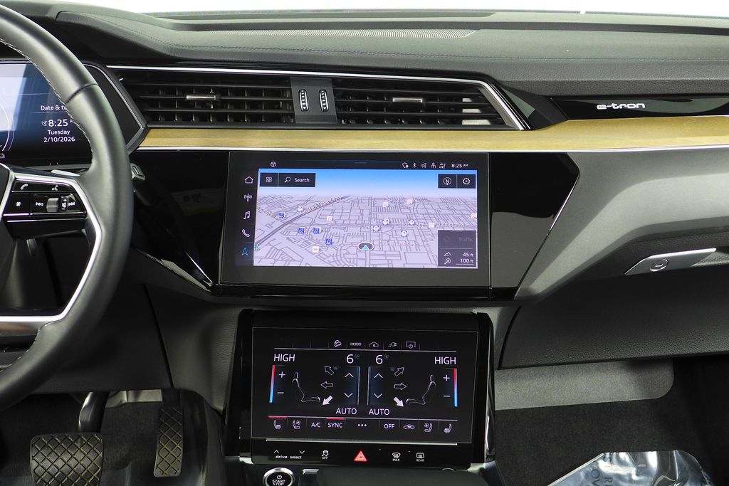 Thumbnail: 2024 Audi Q8 e-tron - 26