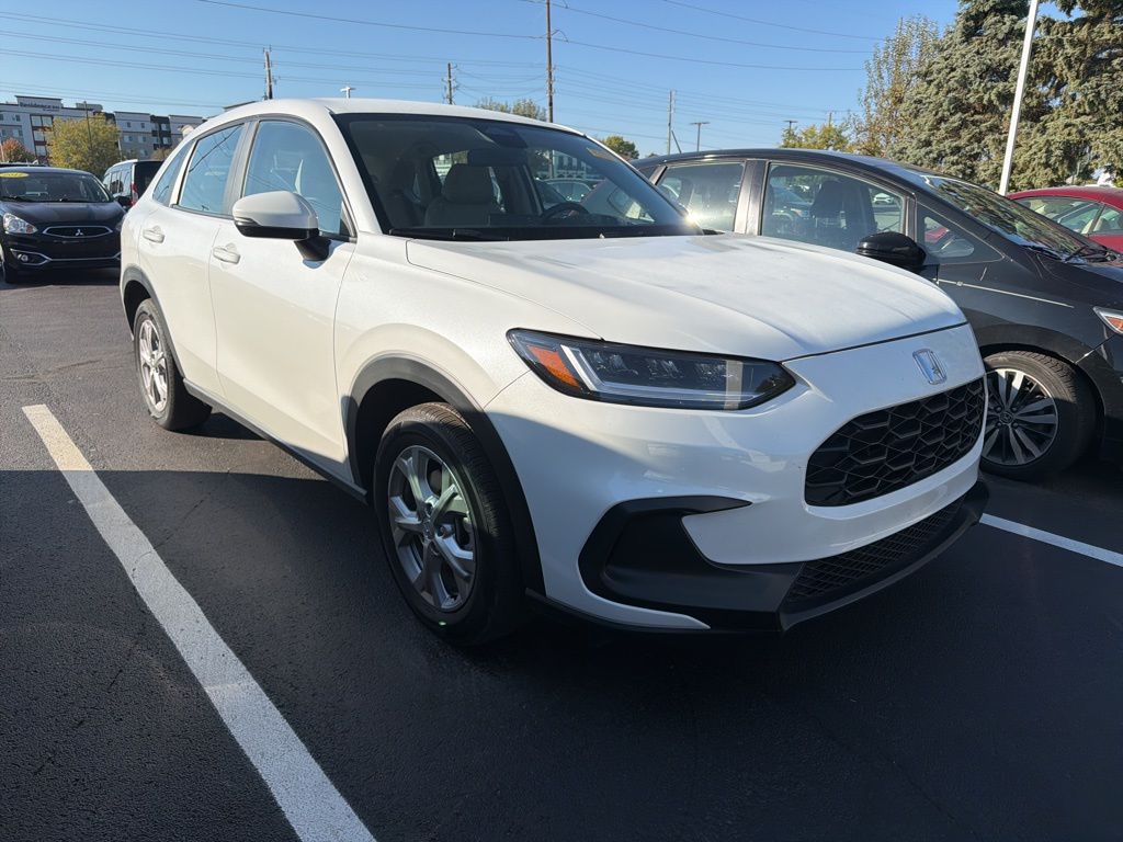 Thumbnail: 2023 Honda HR-V - 4