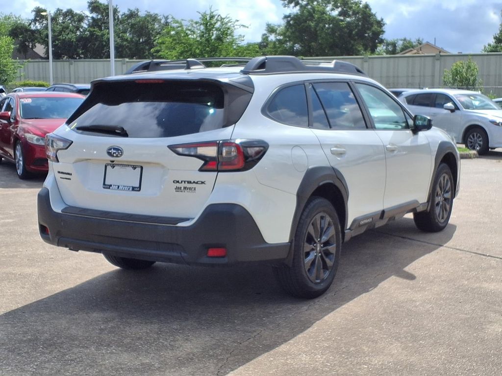 2023 Subaru Outback Onyx Edition White at Baytown Hyundai