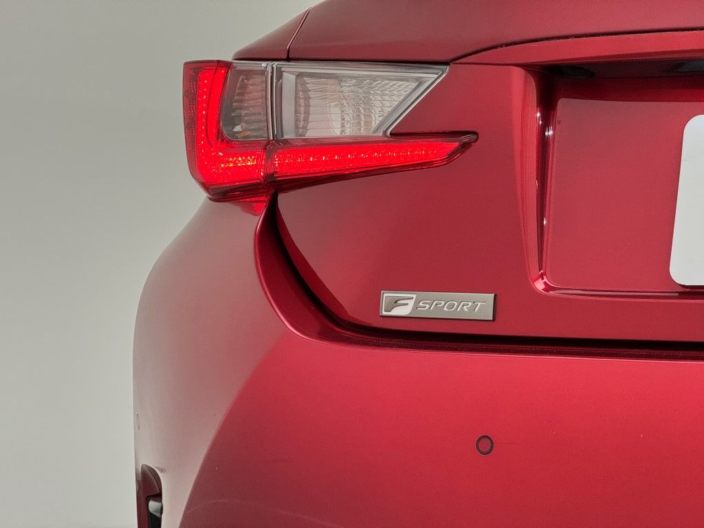Thumbnail: 2015 Lexus RC - 14