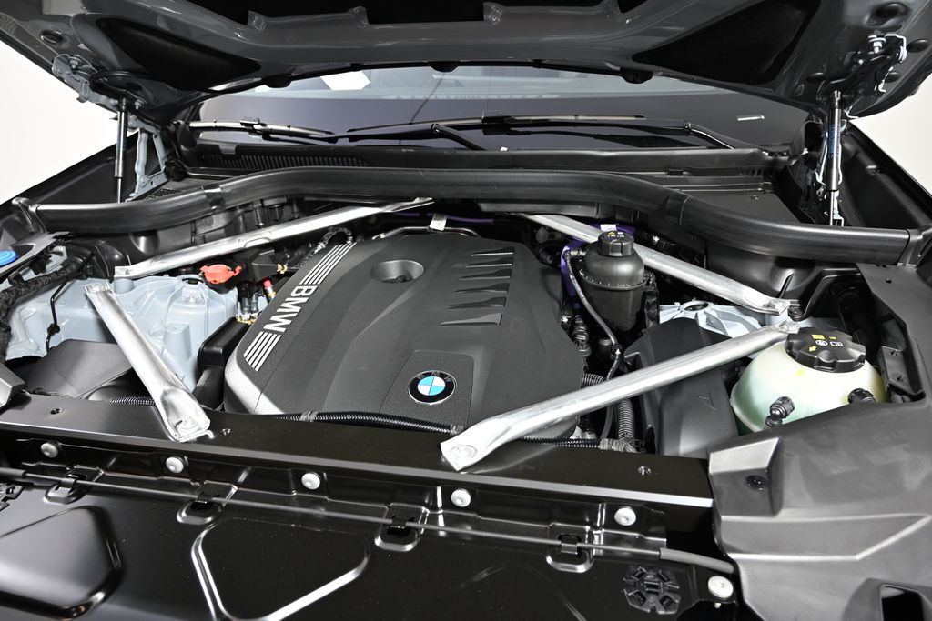 Thumbnail: 2026 BMW X5 - 27