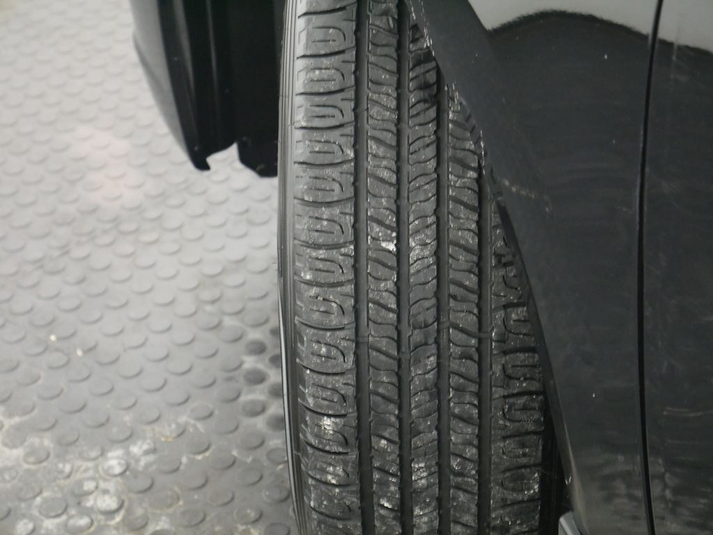 Thumbnail: 2013 Honda Civic - 15