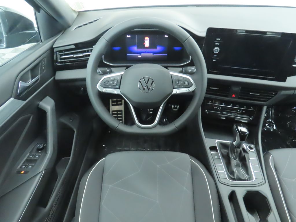 Thumbnail: 2025 Volkswagen Jetta - 10