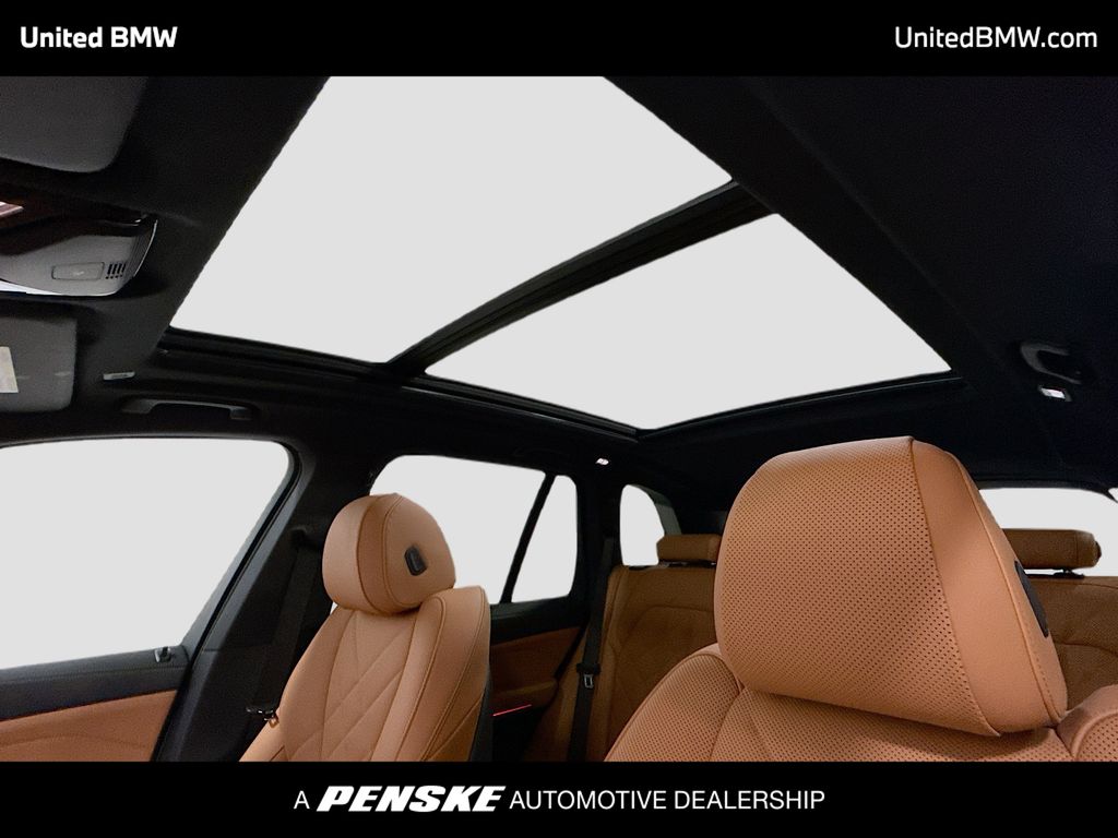 Thumbnail: 2026 BMW X5 - 12