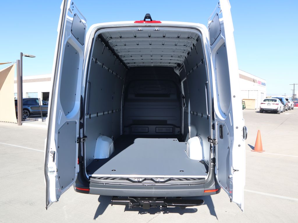 2024 Mercedes-Benz Sprinter 2500 30