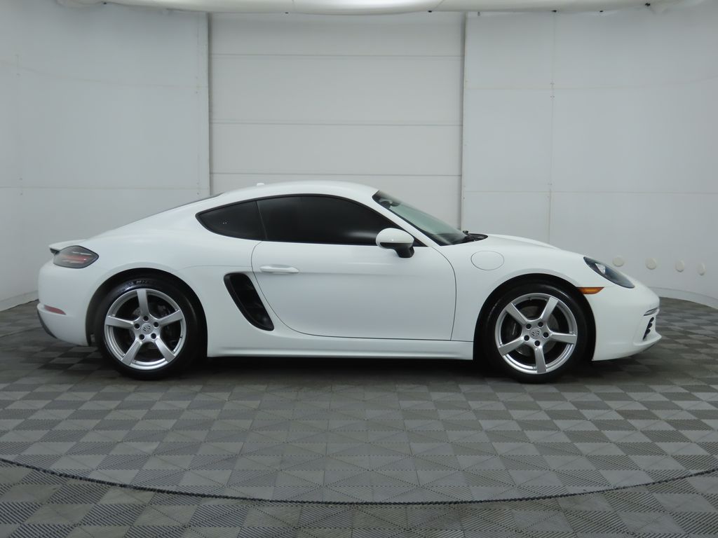 Thumbnail: 2019 Porsche 718 Cayman - 4
