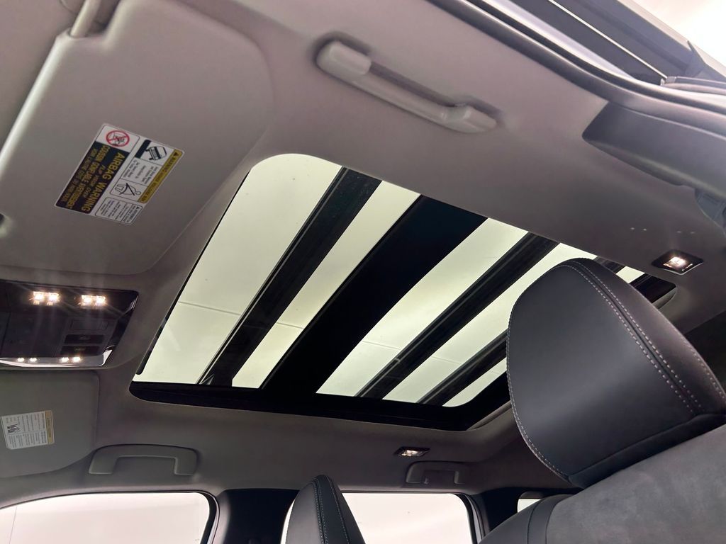 New 2026 White Mitsubishi Trail Edition image 14