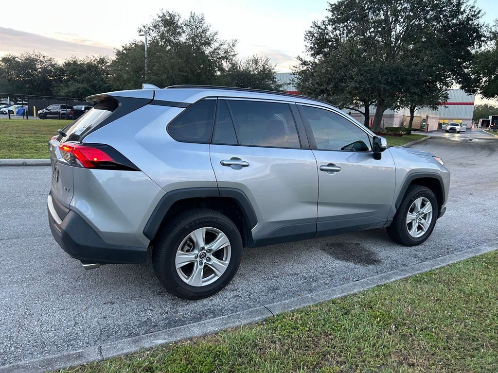 Thumbnail: 2020 Toyota RAV4 - 5