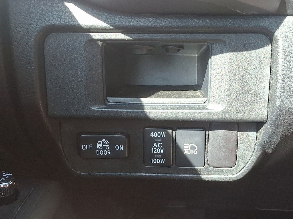 2018 Toyota Tacoma TRD Off-Road 22