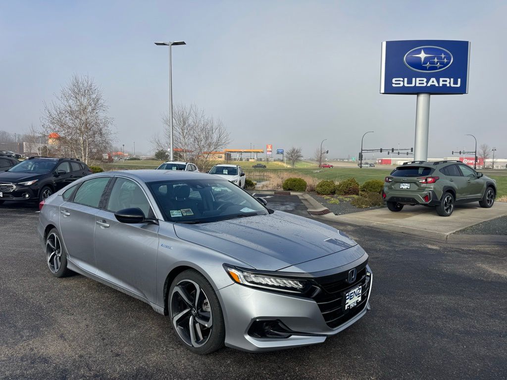 Lunar Silver Metallic 2022 Honda Accord Hybrid Sport FWD Sedan Front-Wheel Drive Continuously Variable Transmission
