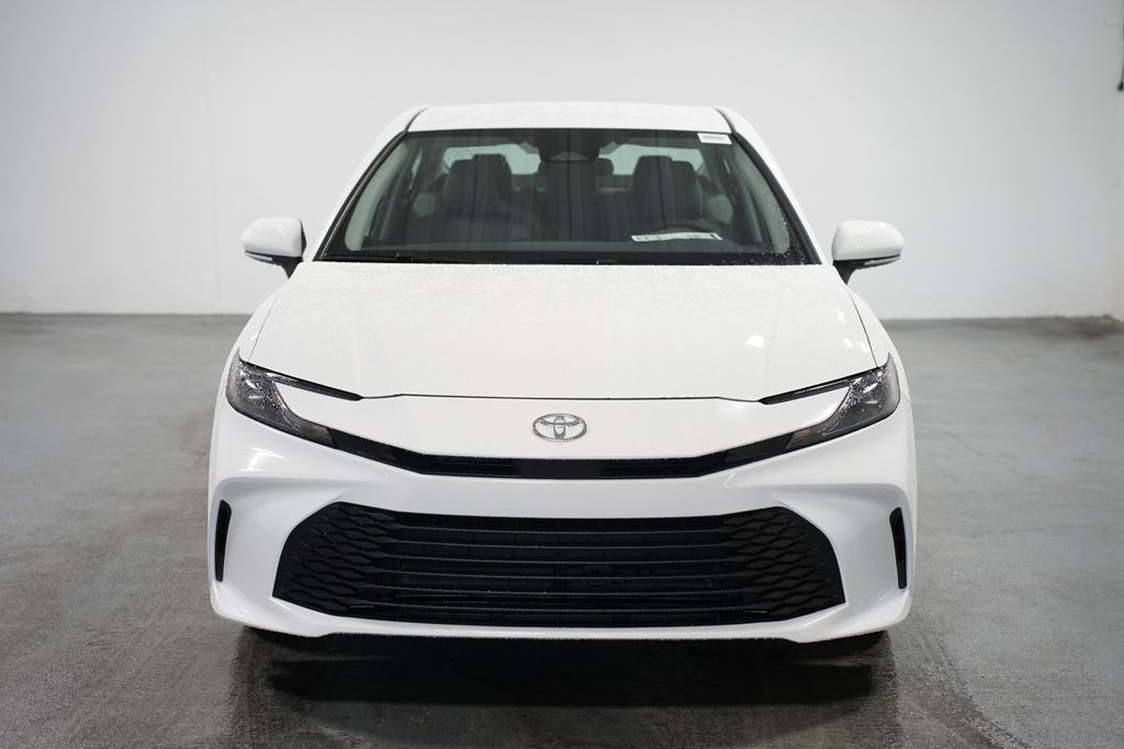 2025 Toyota Camry LE 2
