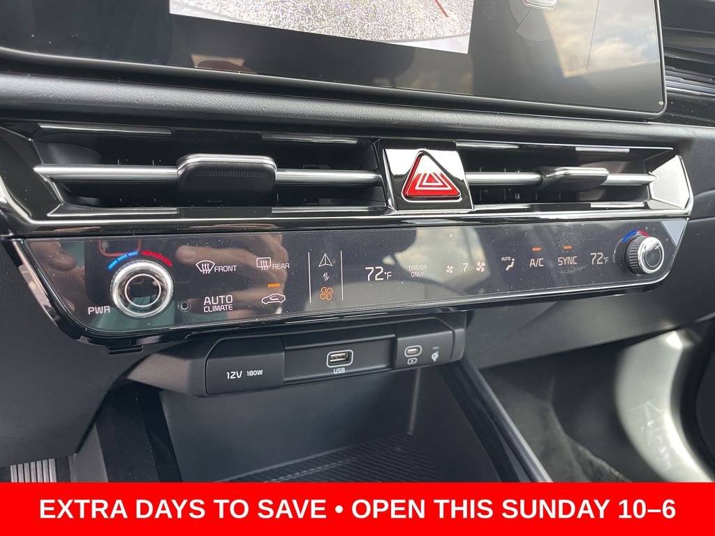 new 2025 Kia Niro car, priced at $27,646