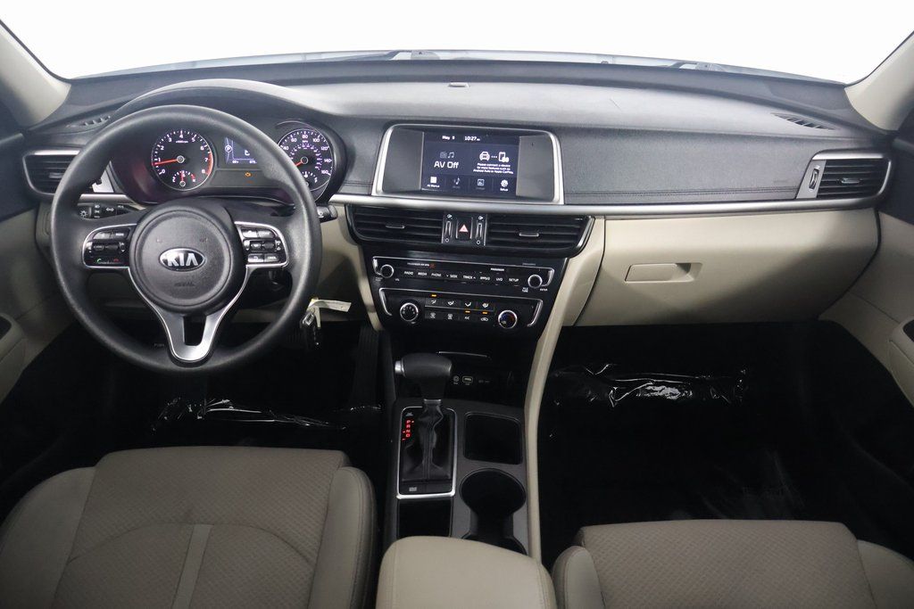 2018 Kia Optima LX 8
