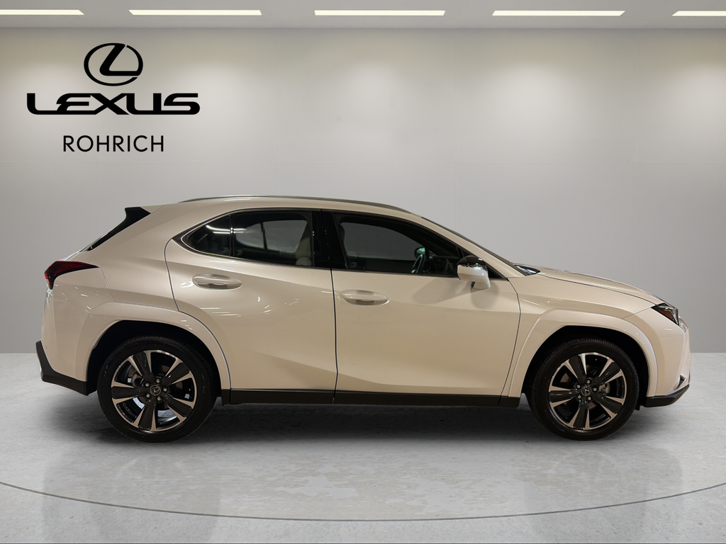 2025 Lexus UX