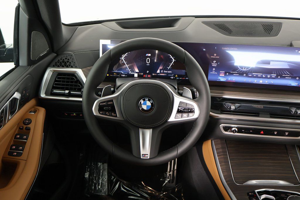 Thumbnail: 2026 BMW X5 - 3