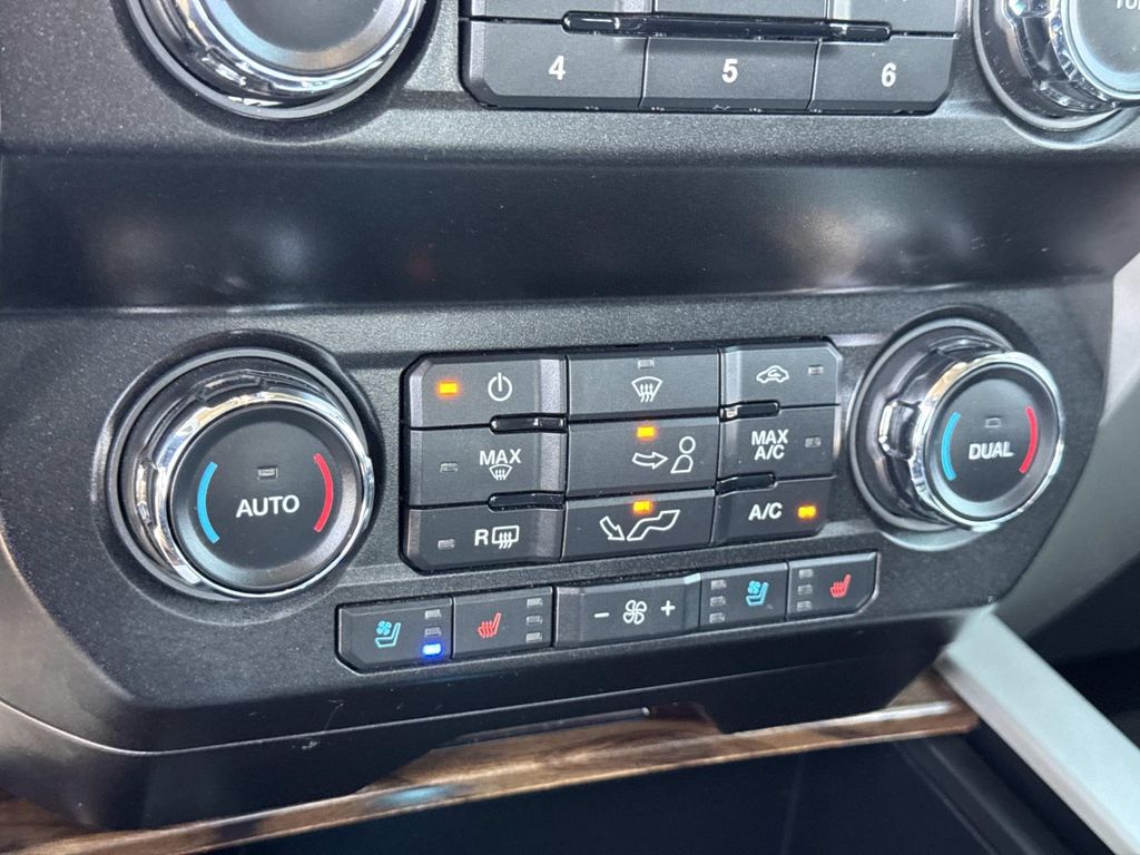 Used 2019 Ford F-150 Lariat 4D SuperCrew