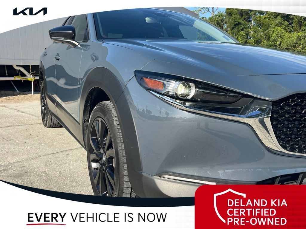 2024 Mazda CX-30 Carbon Edition - Photo 2