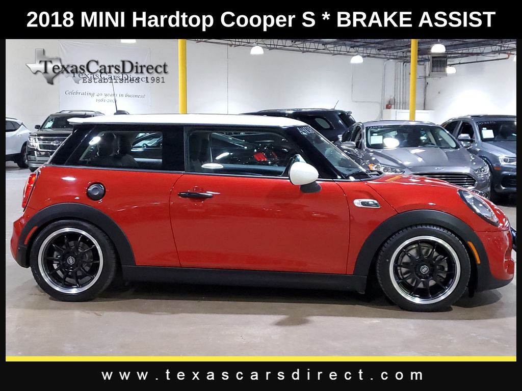 2018 MINI Cooper S Base 5