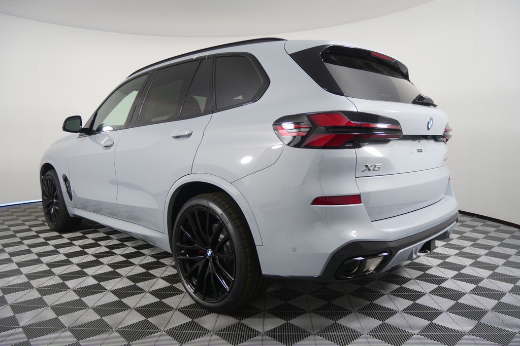 Thumbnail: 2026 BMW X5 - 5