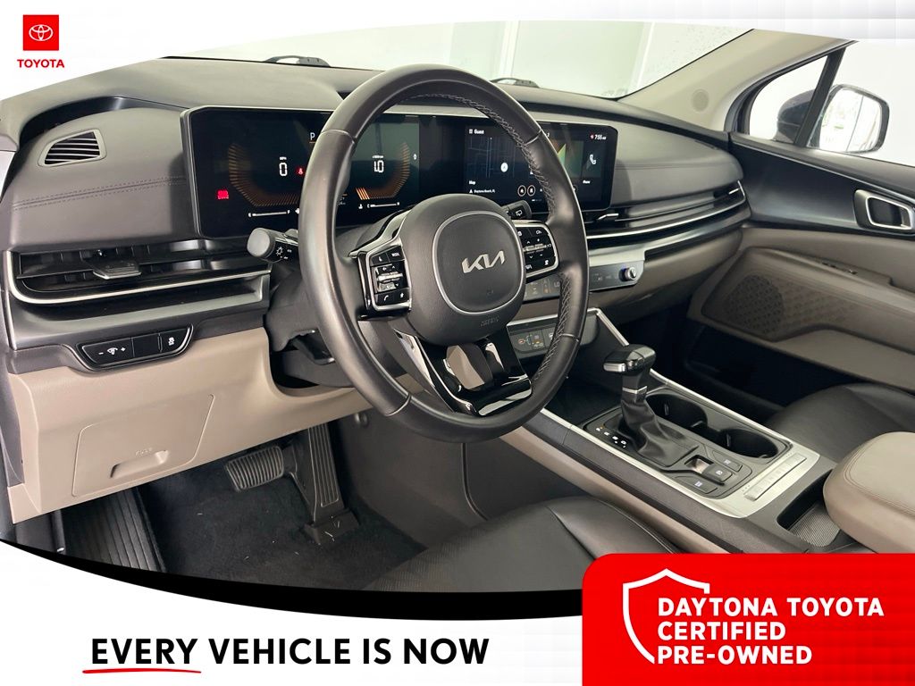 2025 Kia Carnival LXS - Photo 19