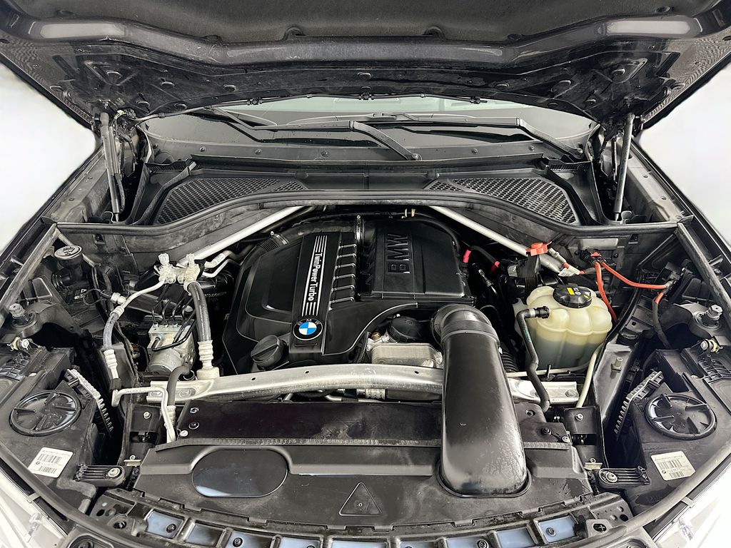 Thumbnail: 2018 BMW X5 - 32