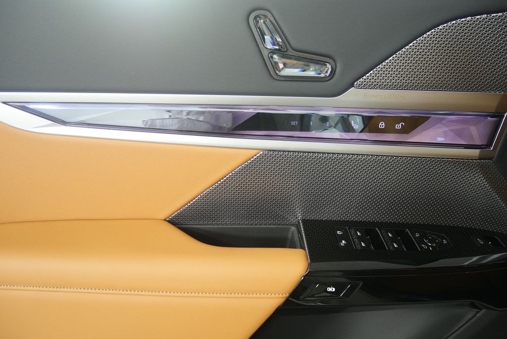 Thumbnail: 2026 BMW 7 Series - 9