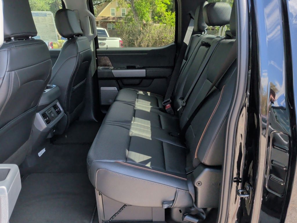 2026 Ford F-250SD Lariat - 10