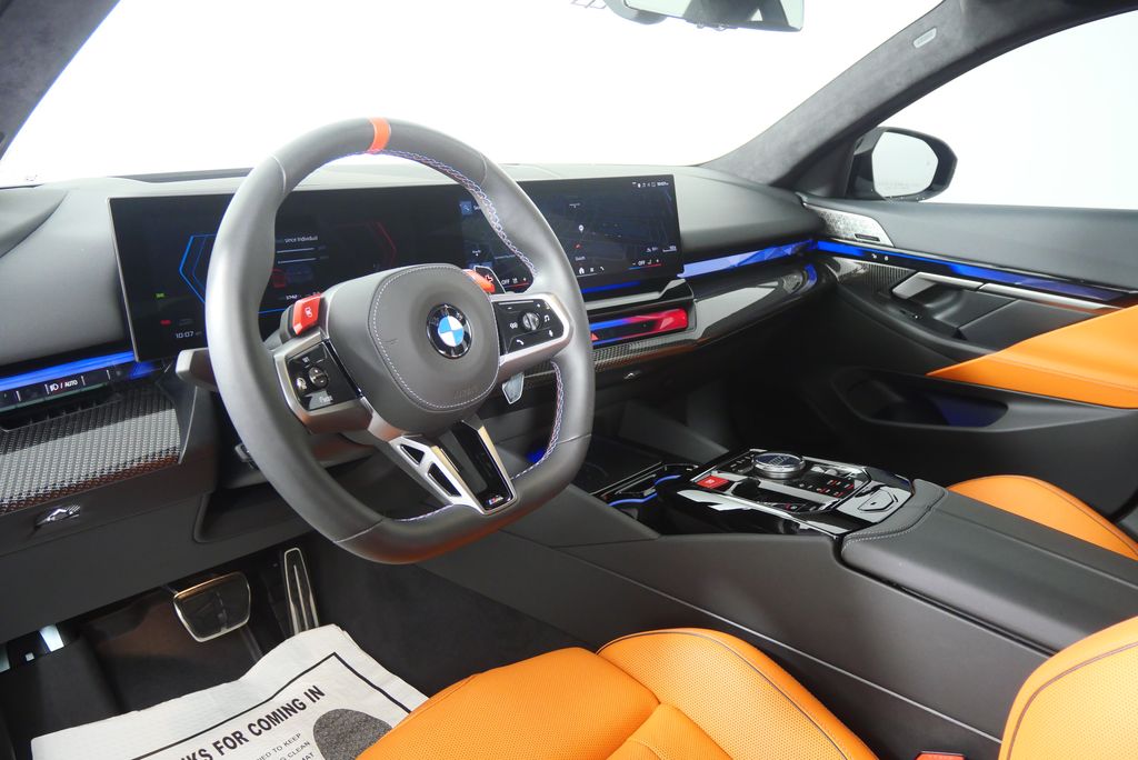 Thumbnail: 2025 BMW M5 - 18