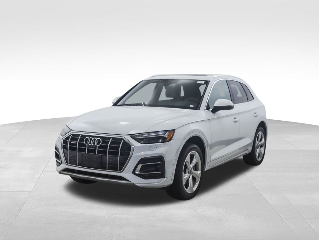 Thumbnail: 2021 Audi Q5 - 1