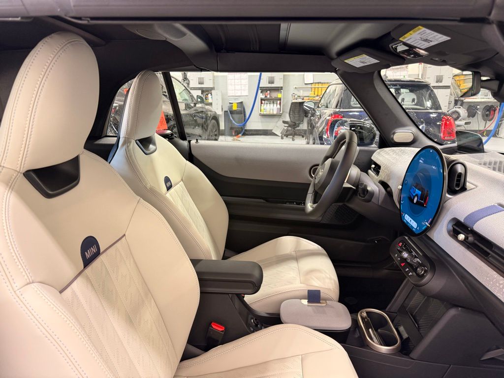 Thumbnail: 2026 MINI Cooper - 23