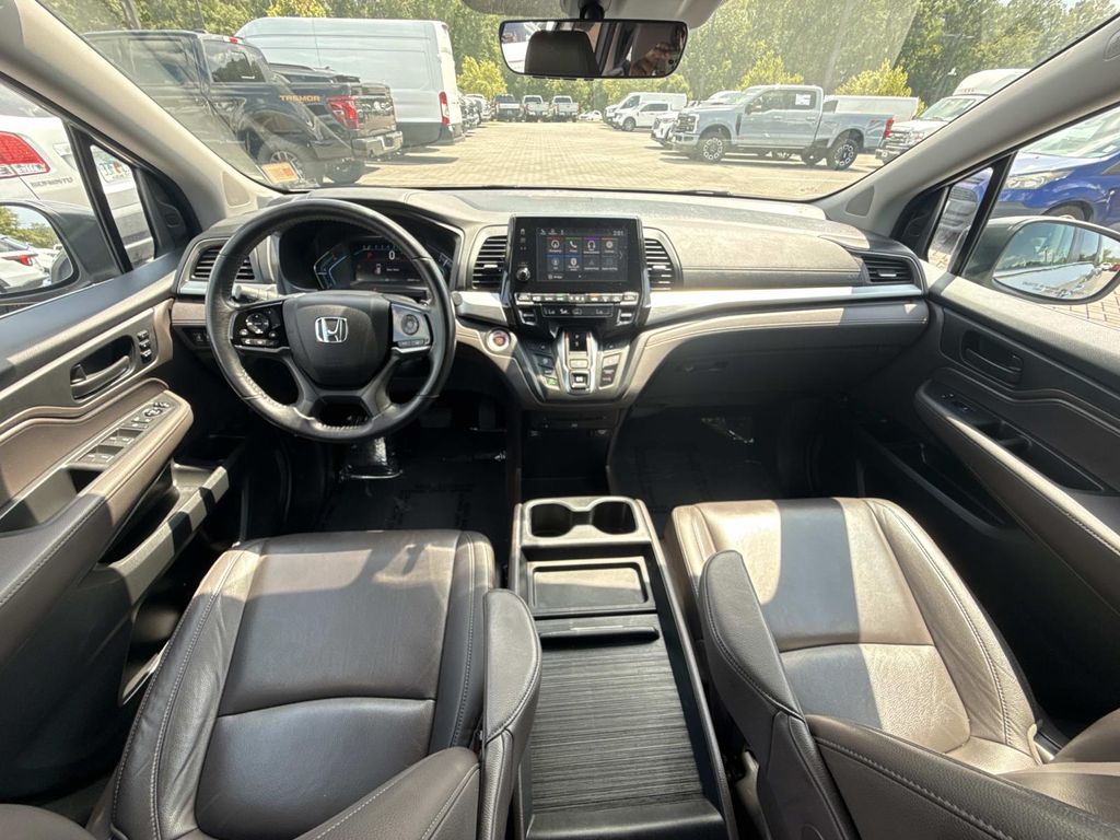 Used 2020  Honda EX-L image 12