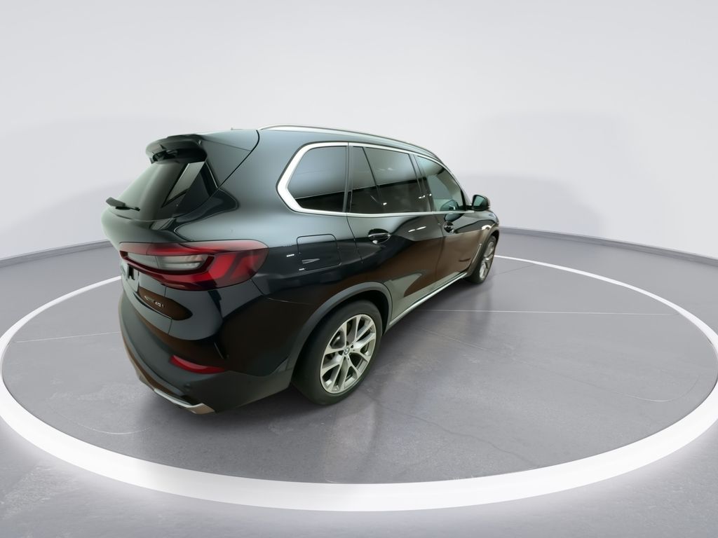 2022 BMW X5 xDrive40i 8