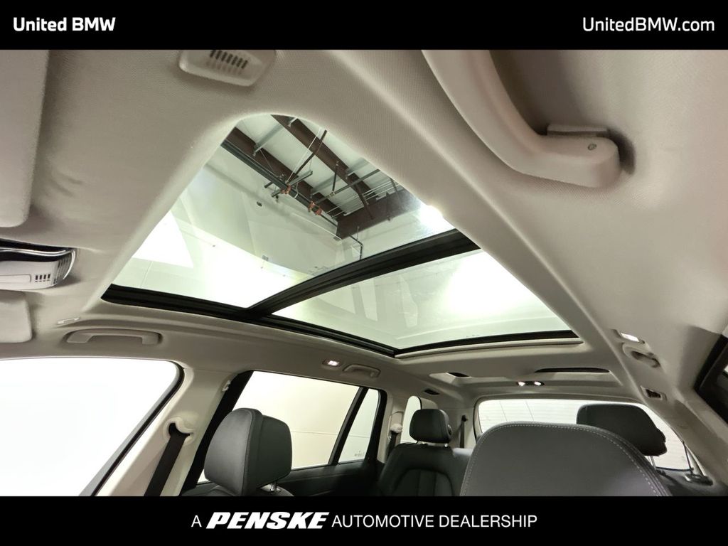 Thumbnail: 2022 BMW X7 - 20