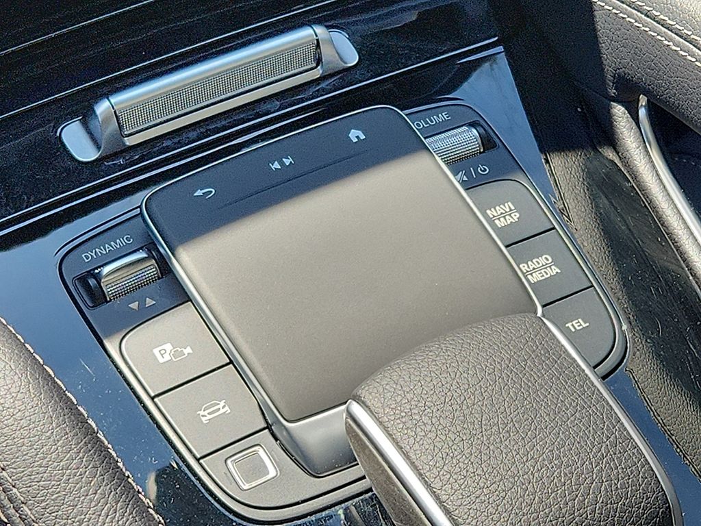 Thumbnail: 2026 Mercedes-Benz GLE - 24