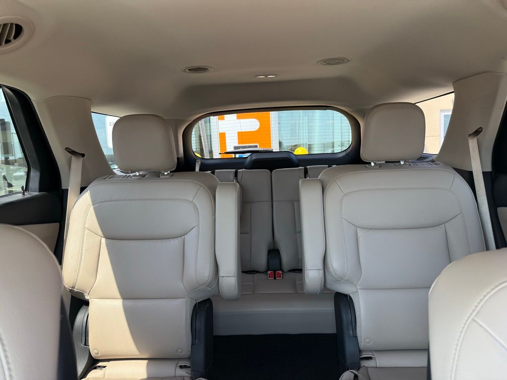 Thumbnail: 2020 Ford Explorer - 13