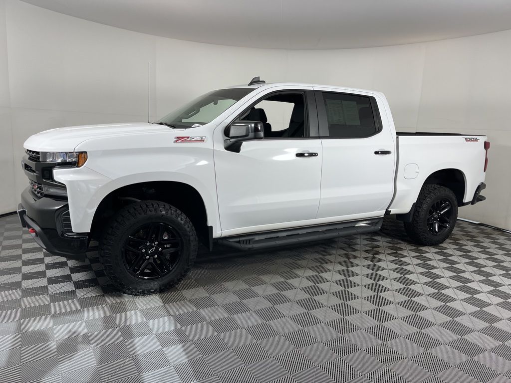 Thumbnail: 2021 Chevrolet Silverado 1500 - 2
