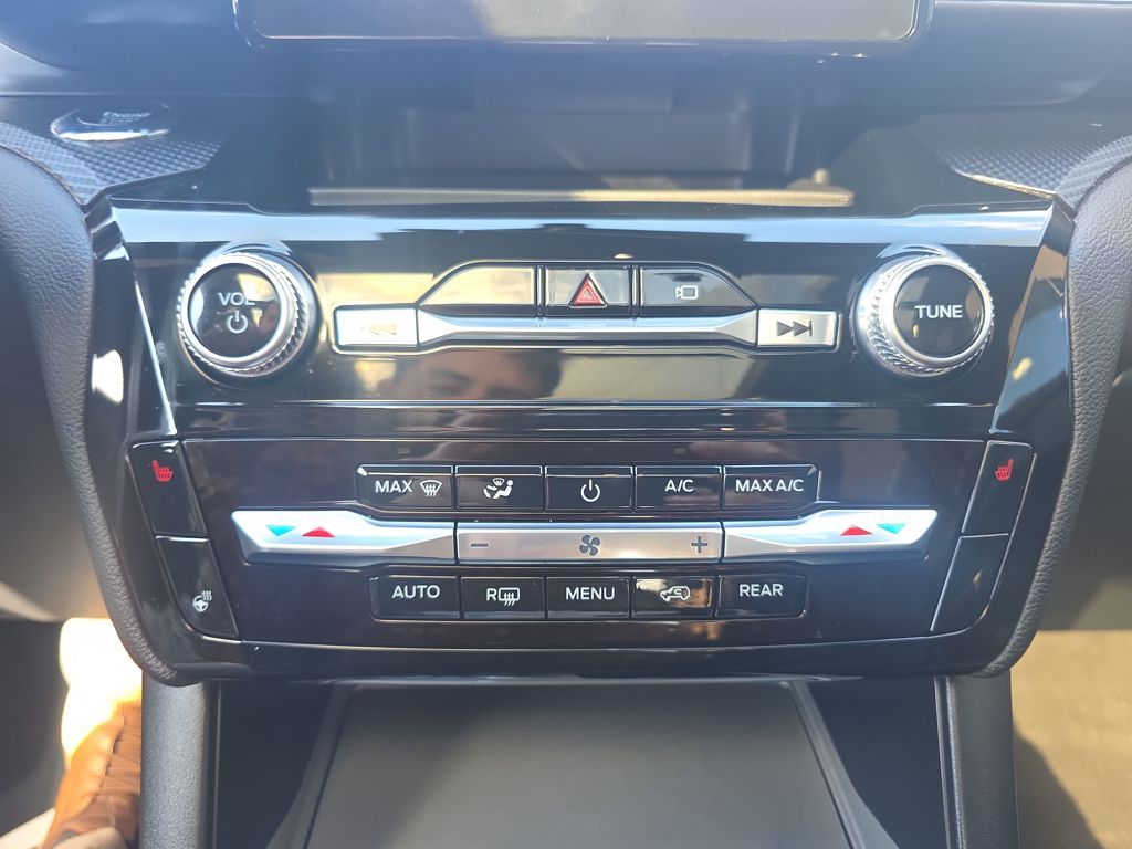 Certified Used 2023 Gray Ford ST-Line image 30