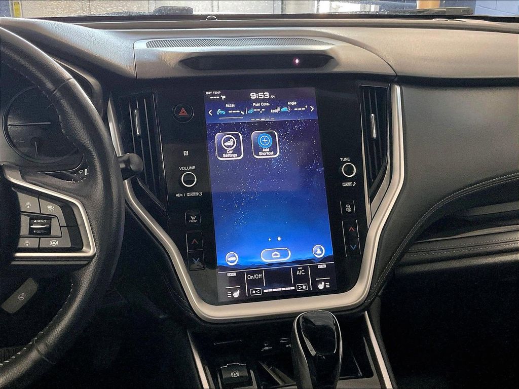 2020 Subaru Outback — photo 18