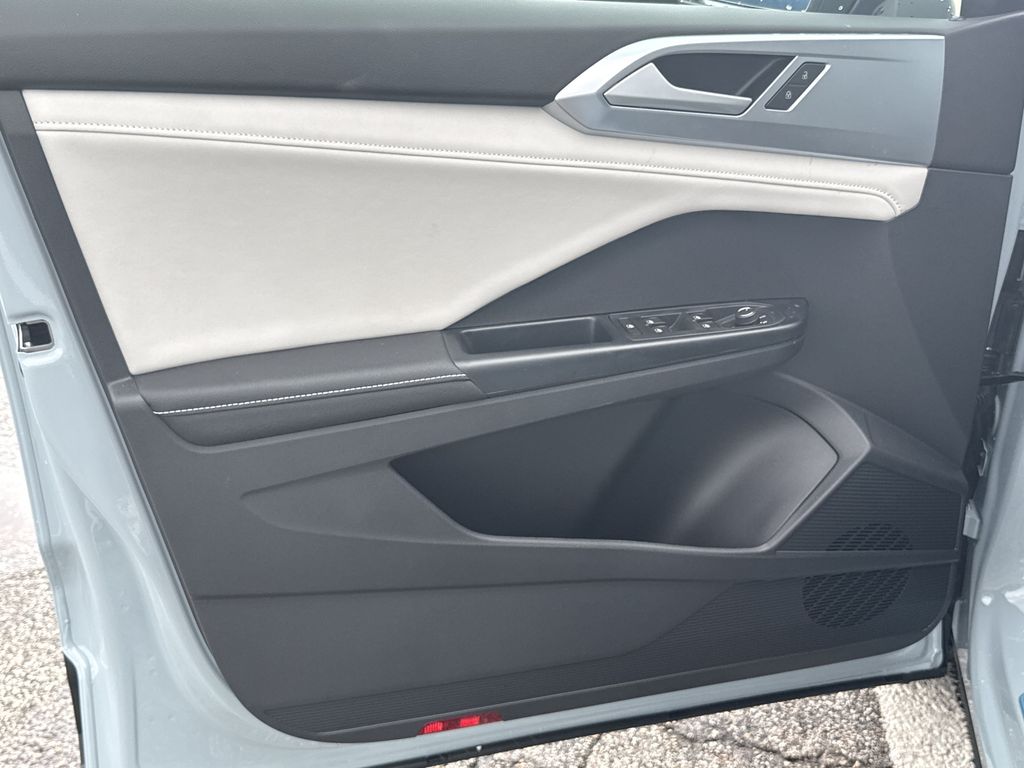 2026 Volkswagen Taos 1.5T SE Gray at DeMontrond Auto Country