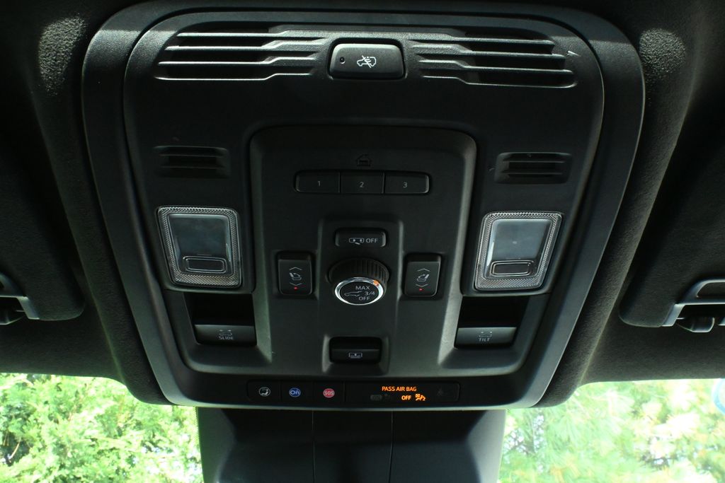 Thumbnail: 2021 Cadillac Escalade - 21