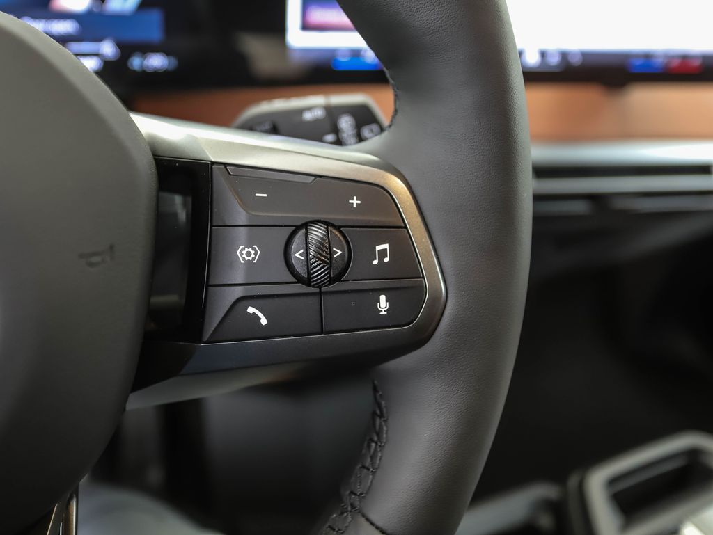 Thumbnail: 2026 BMW iX - 13