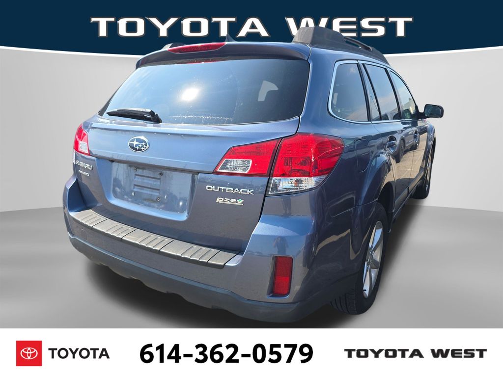 Used 2014  Subaru 2.5i image 8