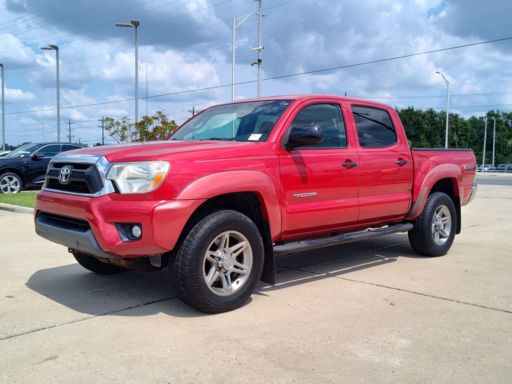 Barcelona Red Metallic 2013 Toyota Tacoma Pickup Truck Four-Wheel Drive 5-Speed Automatic Overdrive