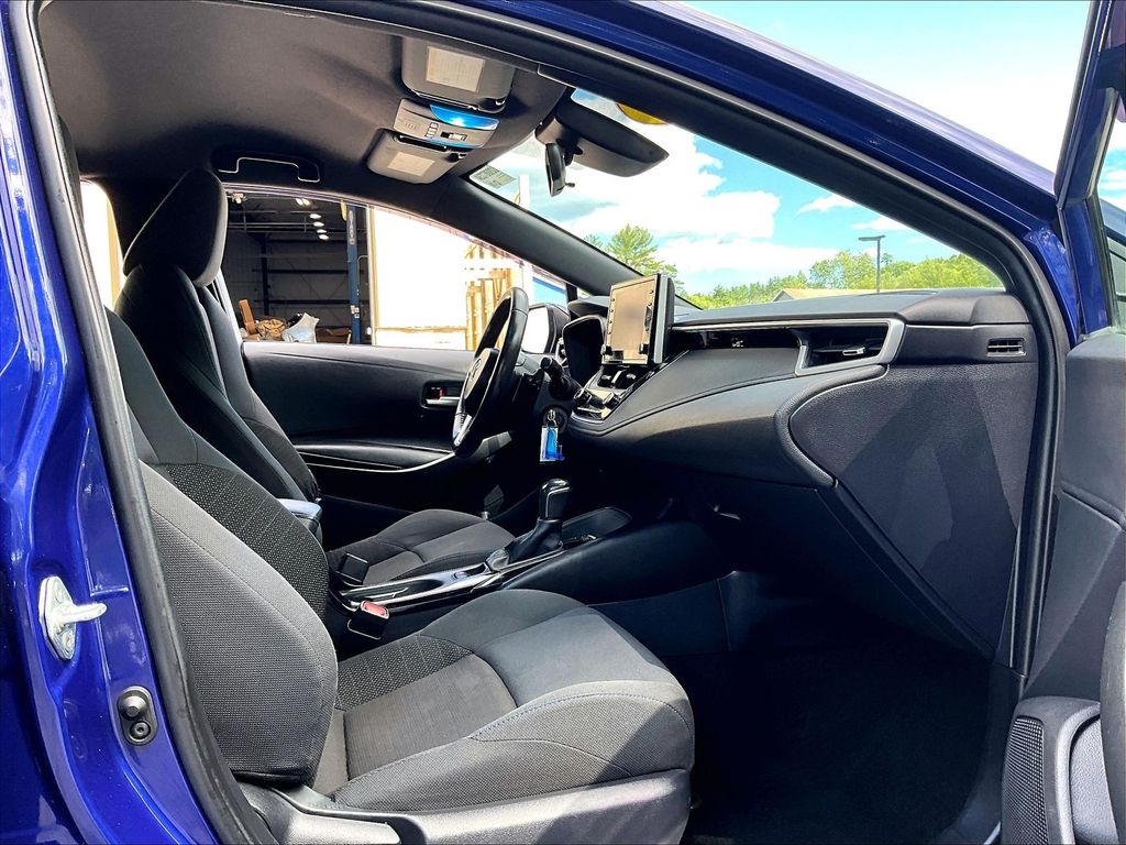 2020 Toyota Corolla — photo 14