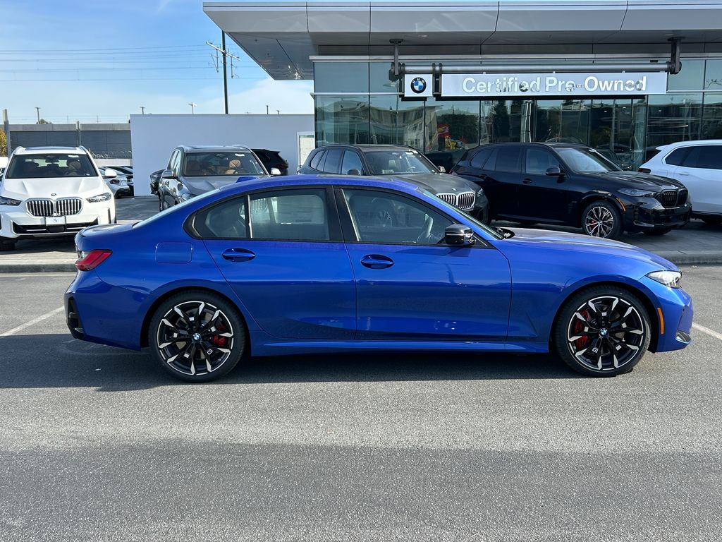 Thumbnail: 2026 BMW 3 Series - 6