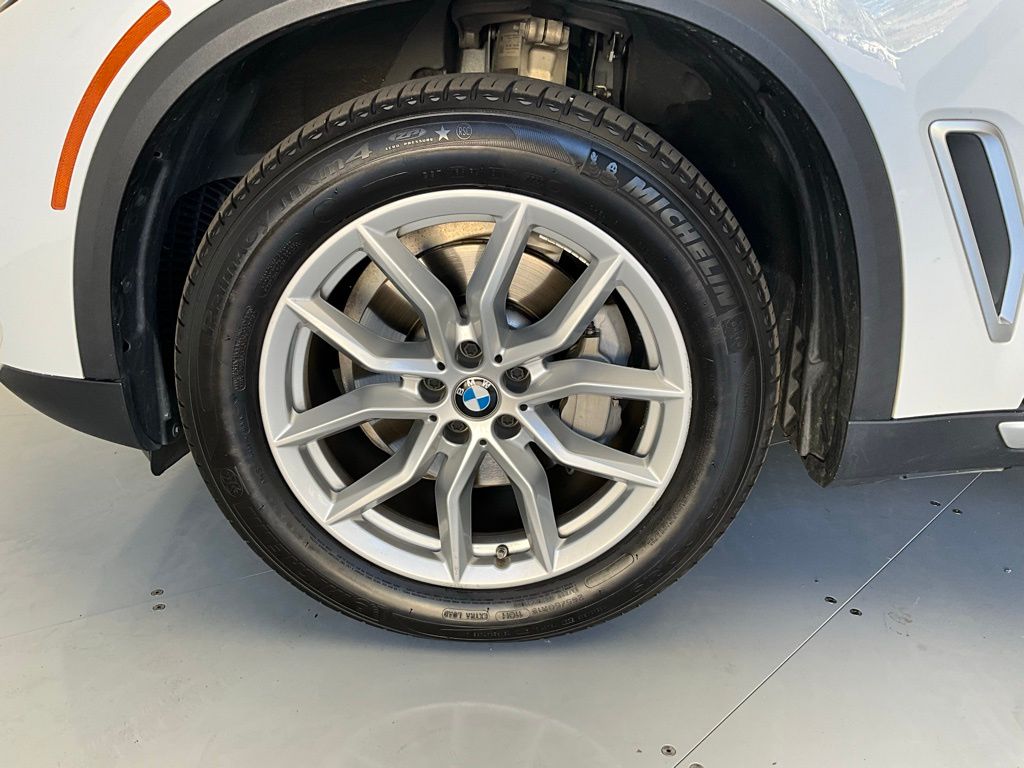 2019 BMW X5 xDrive40i 21