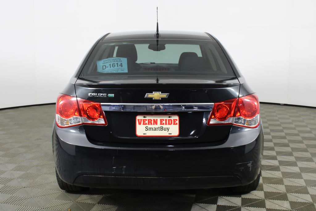 Used 2013 Chevrolet Cruze for sale in 