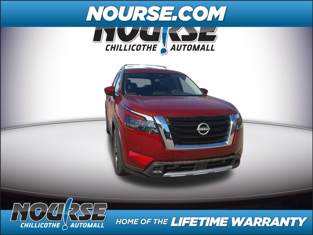 2025 Nissan Pathfinder SL photo