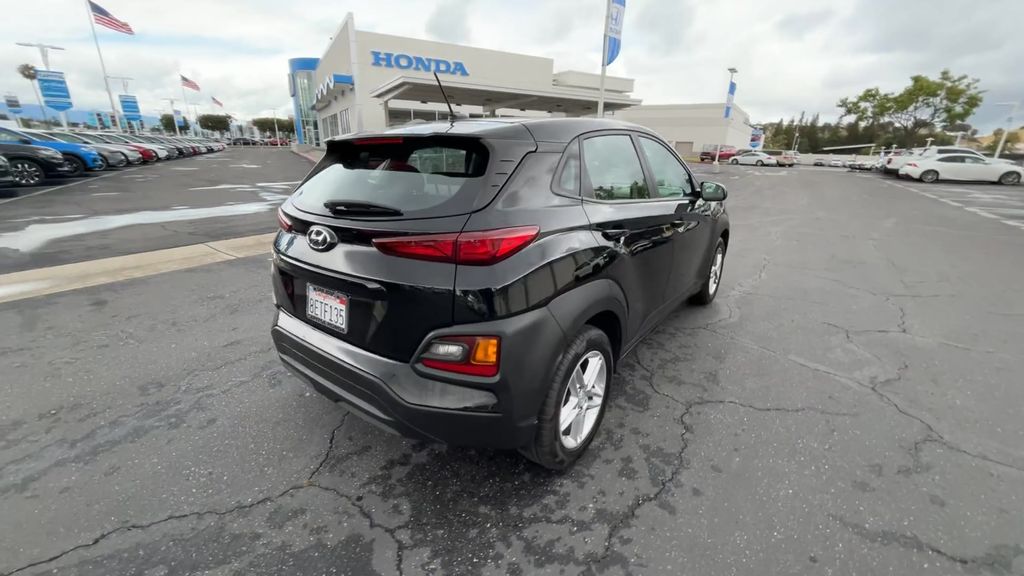 Thumbnail: 2018 Hyundai Kona - 8